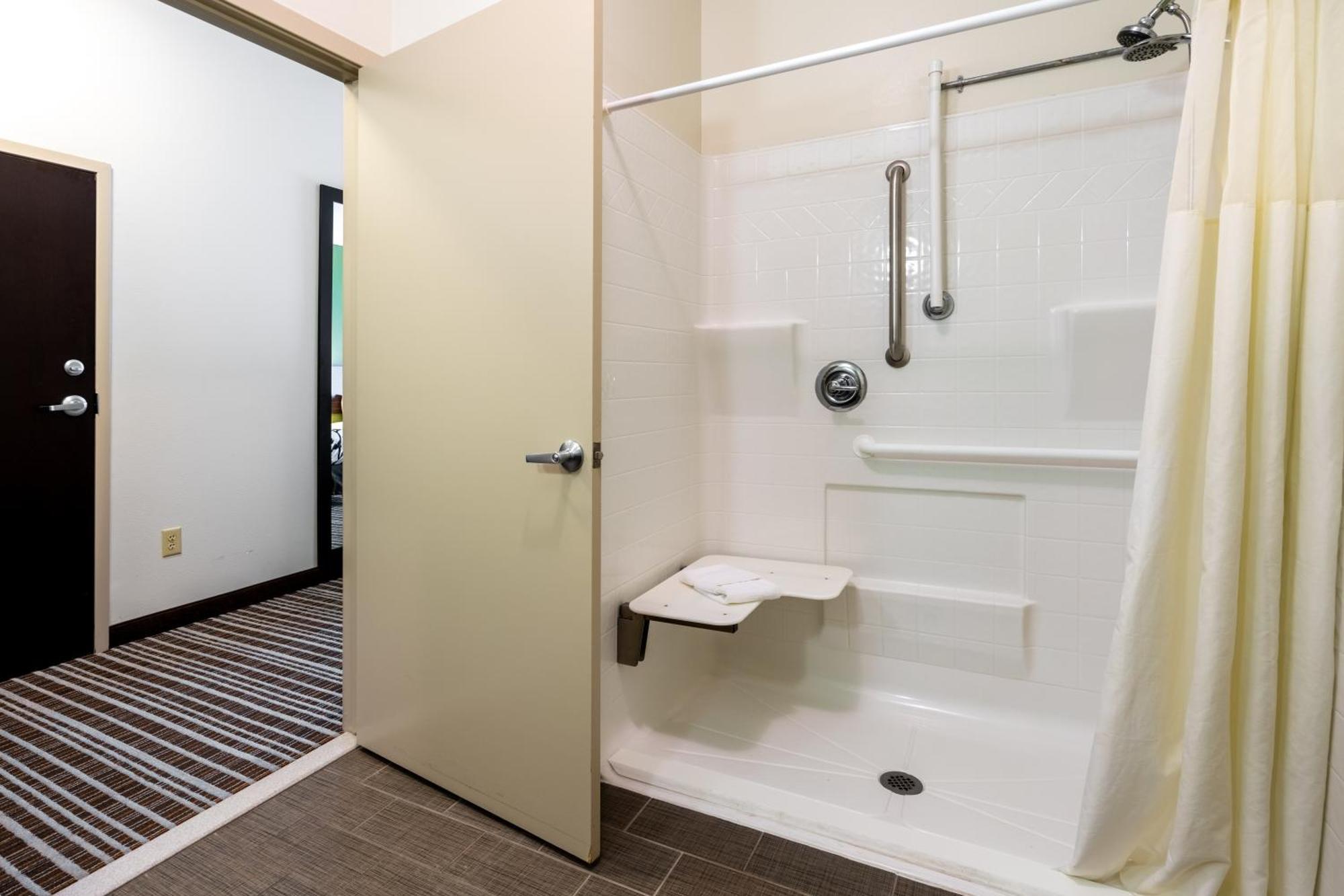 Sleep Inn & Suites Harbour Pointe Brandermill Luaran gambar